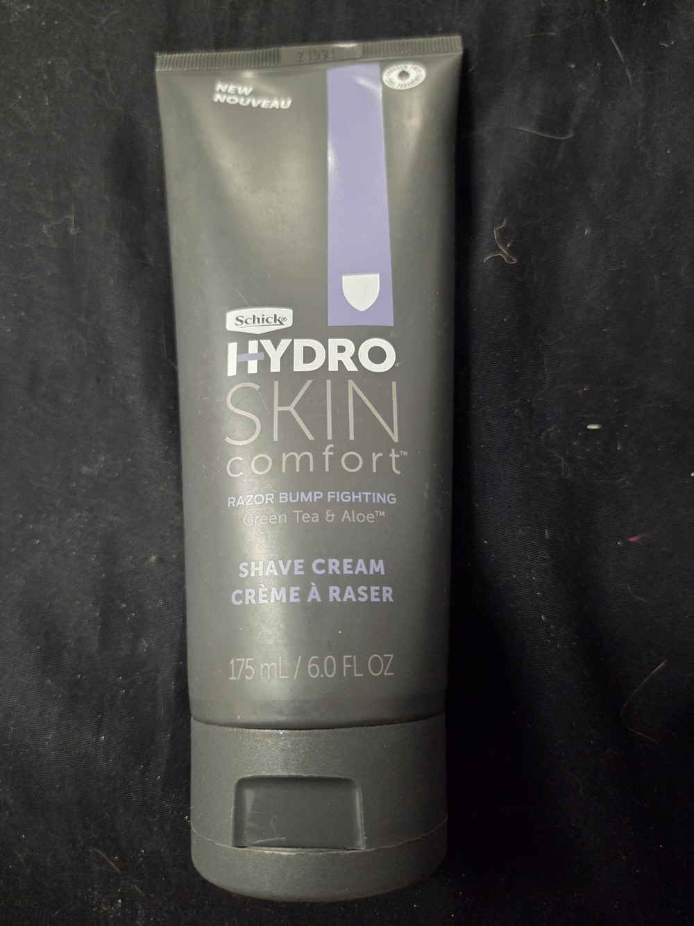Schick Hydro Skin Comfort Shave Cream - Charcoal/Silver